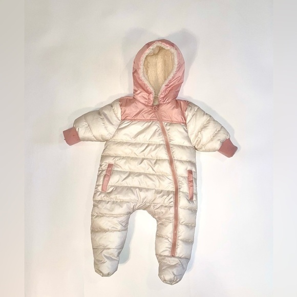 Urban Republic Other - URBAN Republic Quilted Baby Bunting Sherpa Lined So That Baby Is Snug As A Bug